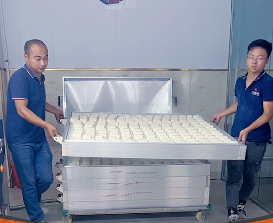 馒头想实现流水线作业，该选什么样的馒头机？
